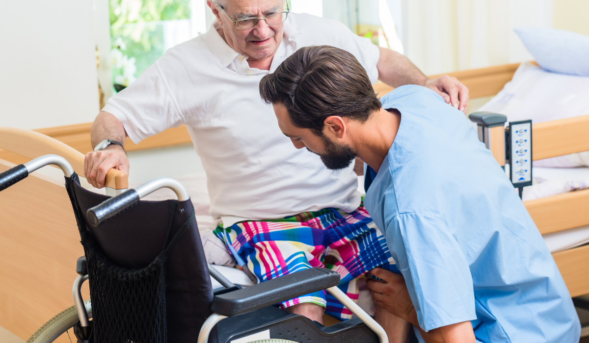 5 ways personal care services can help seniors